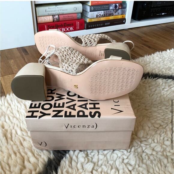 NWT Vicenza Nude Woven Heeled Sandals - Picture 5 of 8